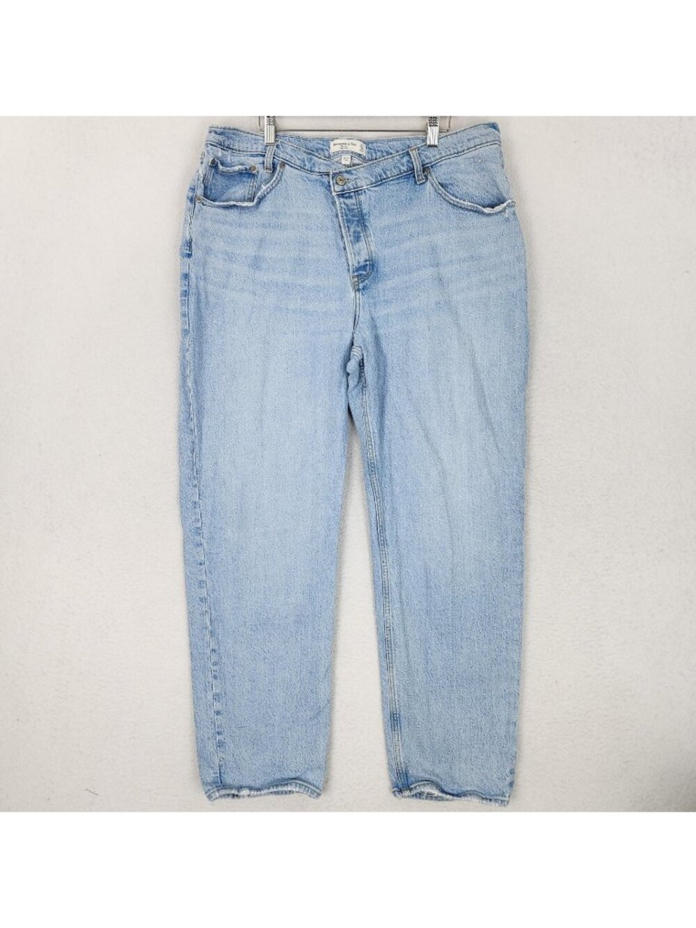 Abercrombie Fitch Jeans Womens 16RThe Dad High Rise Curve Love Light Wash Denim